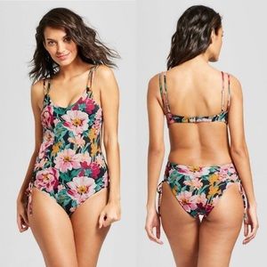 TORI PRAVER | Floral Swimsuit